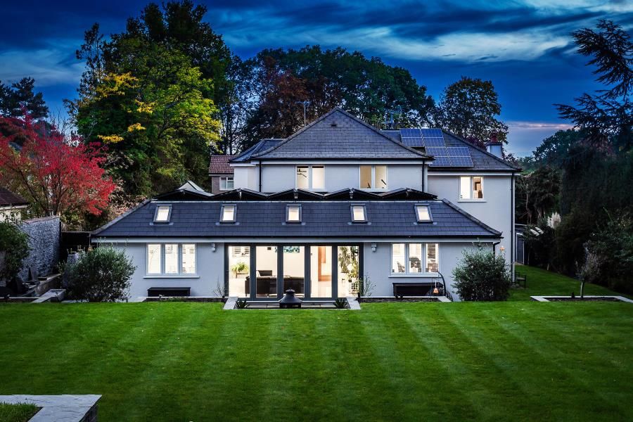 Property photo 2 of 25