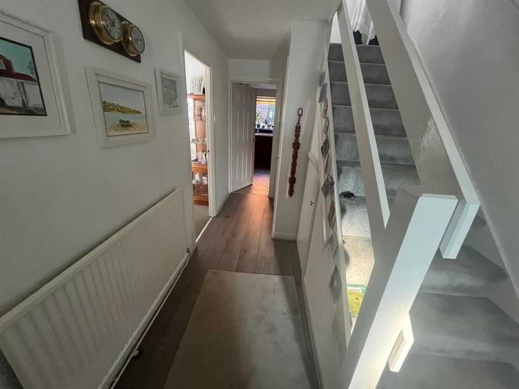 Property photo 3 of 21 Thumbnail_Img_4208.Jpg