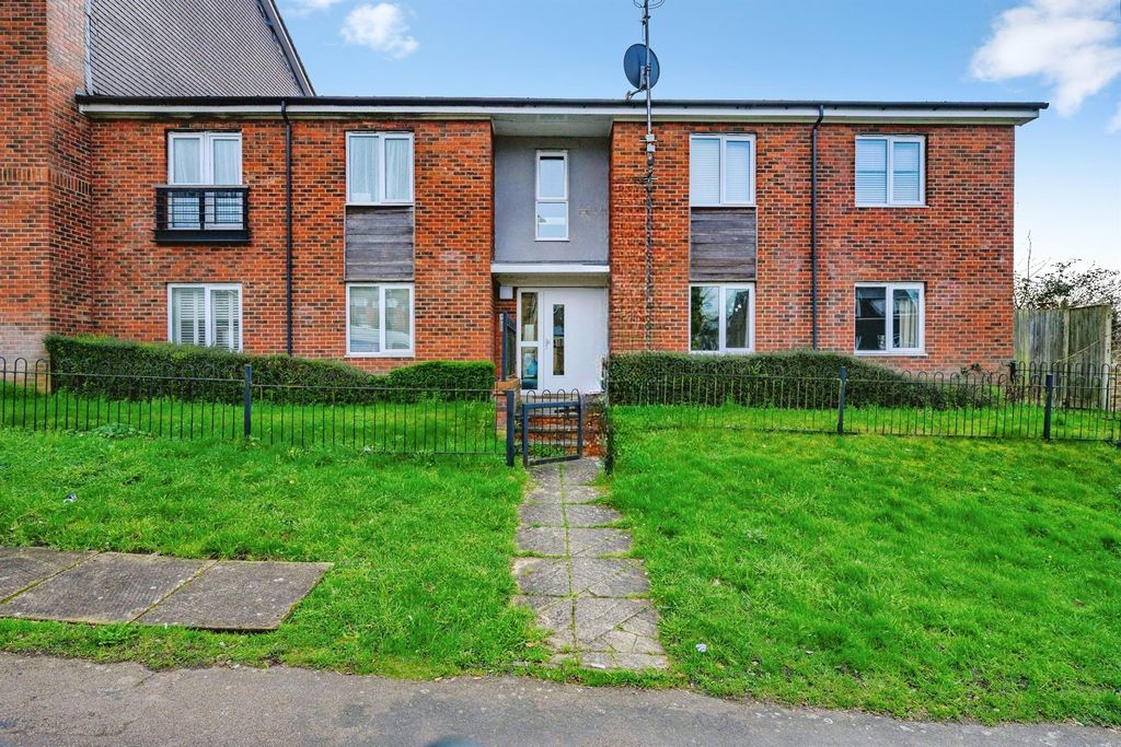 Property photo 1 of 18