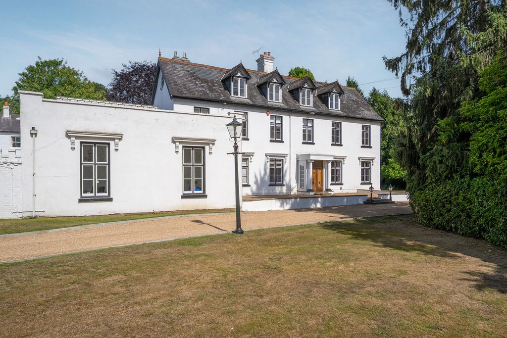 Property photo 3 of 50
