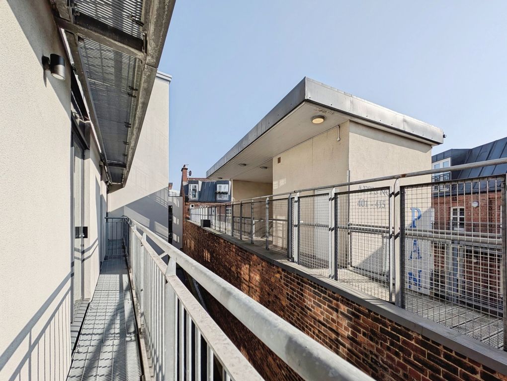 Property photo 2 of 13 Pbox-Img.Jpg