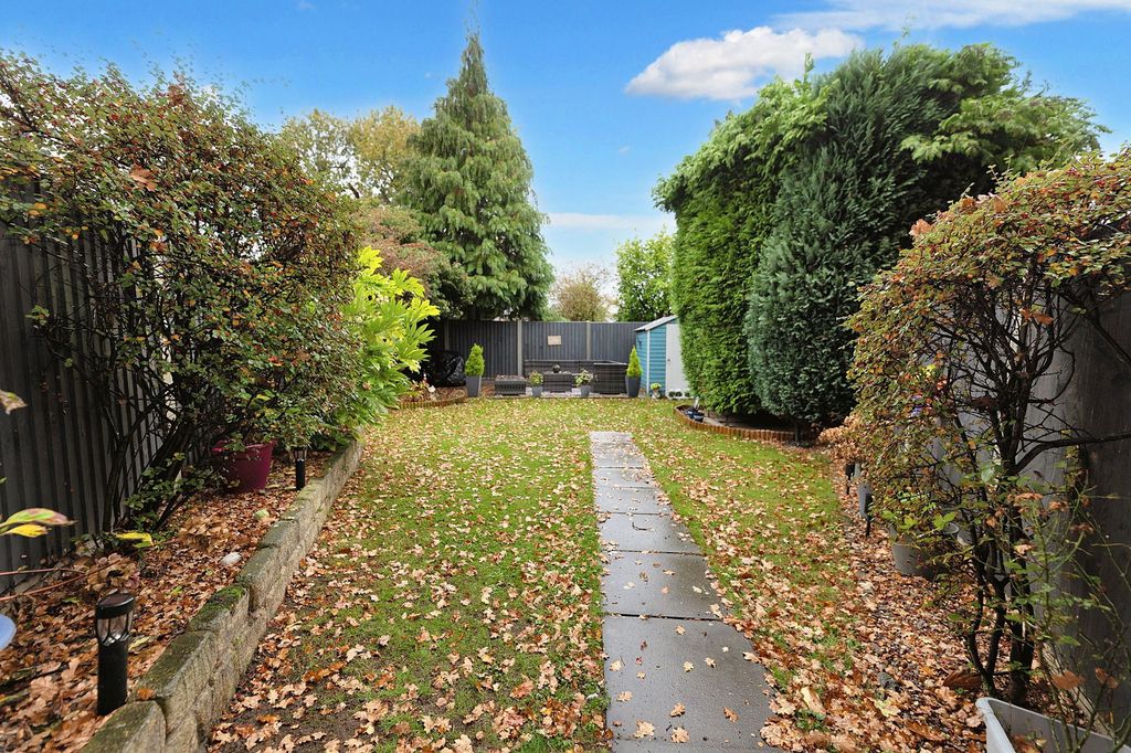 Property photo 2 of 15