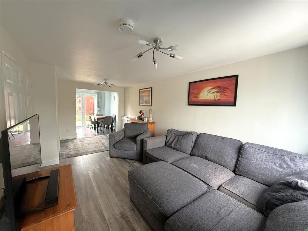 Property photo 2 of 15 2.Jpeg