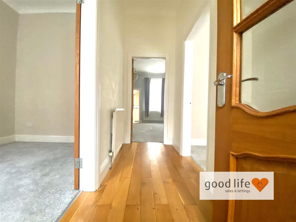 Property photo 2 of 13 20251021_143644484_Ios10Wyclifferoad.Jpg