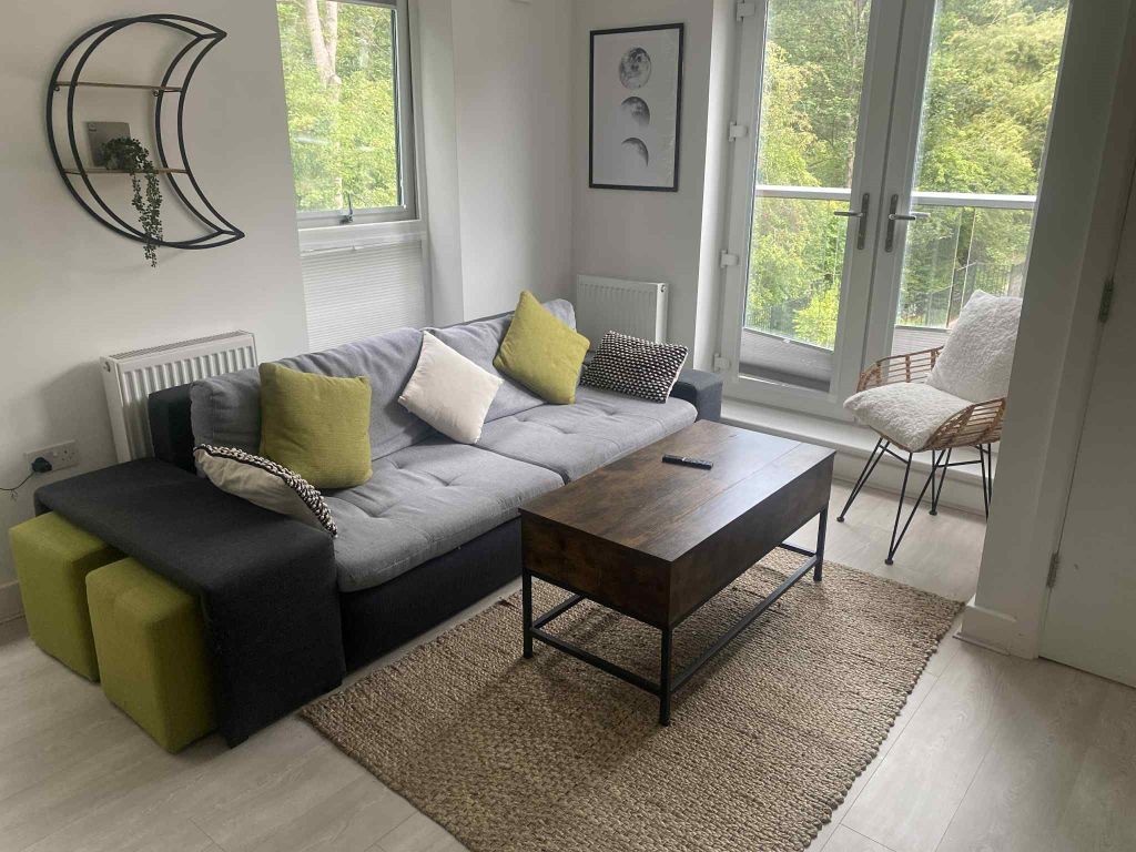 Property photo 2 of 7