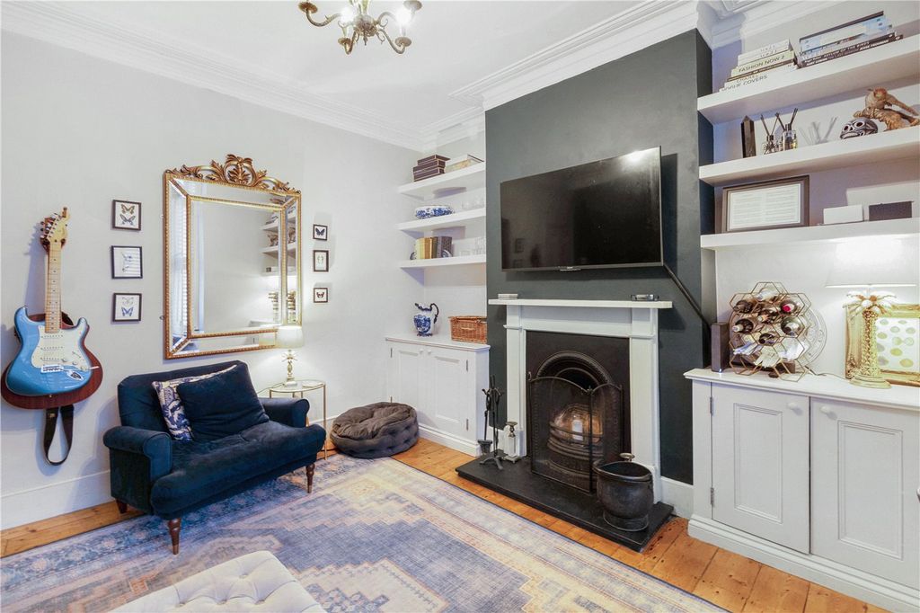 Property photo 2 of 11 Reception Room