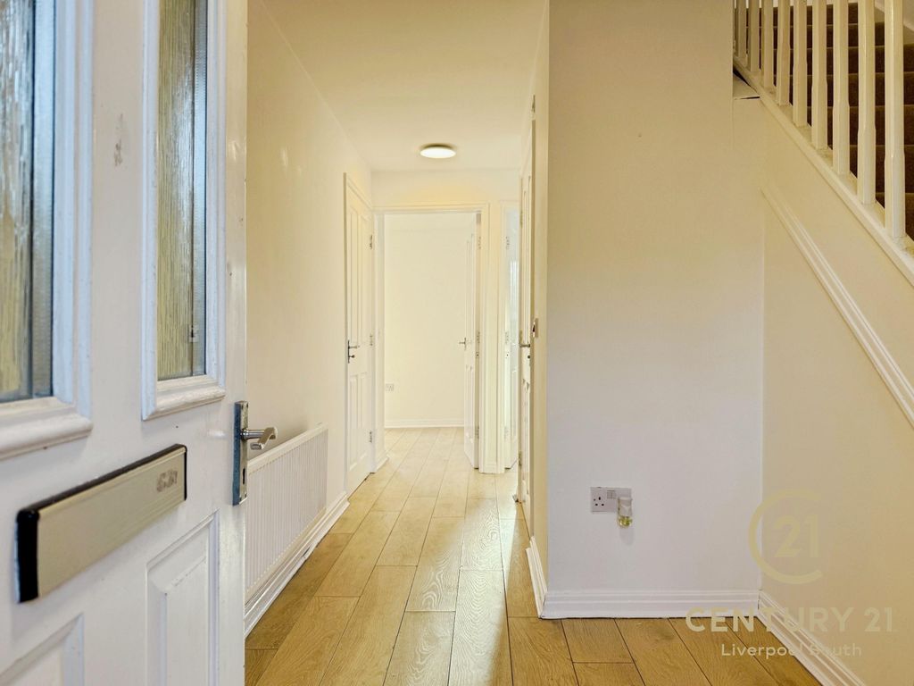 Property photo 2 of 25