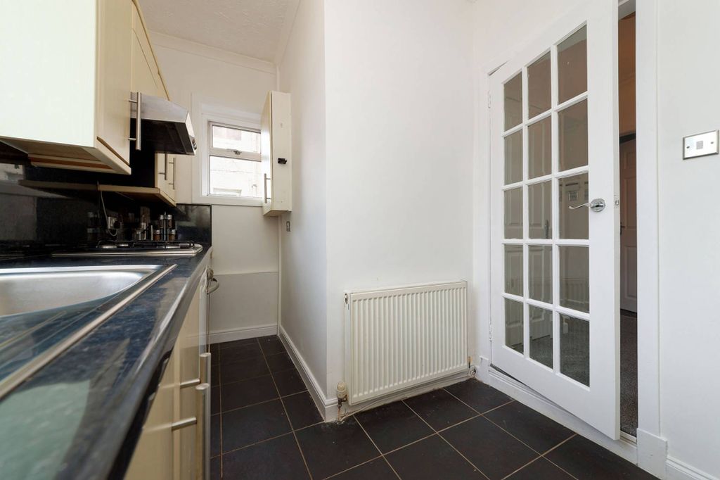 Additional image 7 of 2 bed flat for saleCarleith Avenue, Duntocher, Clydebank G81