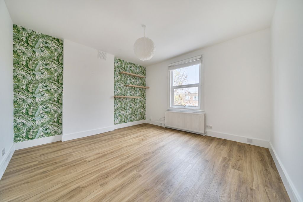 Property photo 2 of 15 Reception