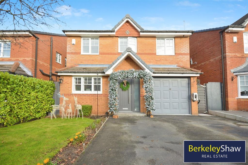 Property photo 1 of 23 External