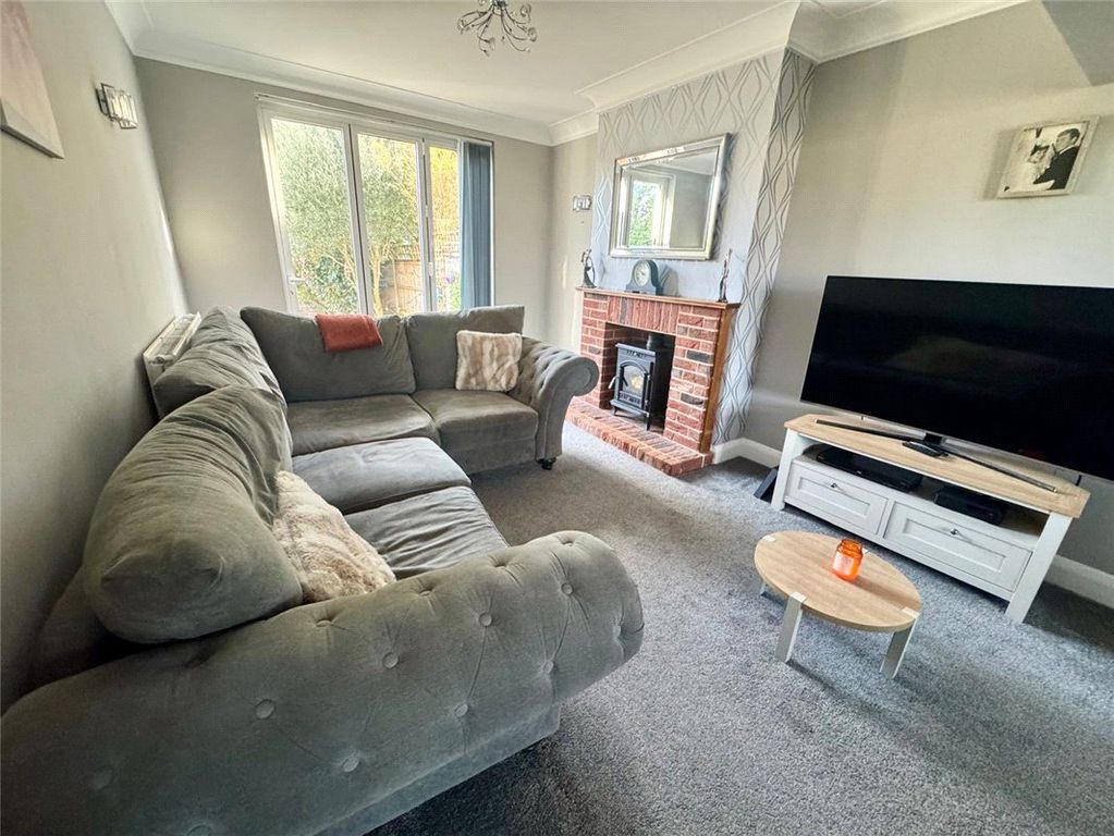 Property photo 3 of 22 Picture No. 29