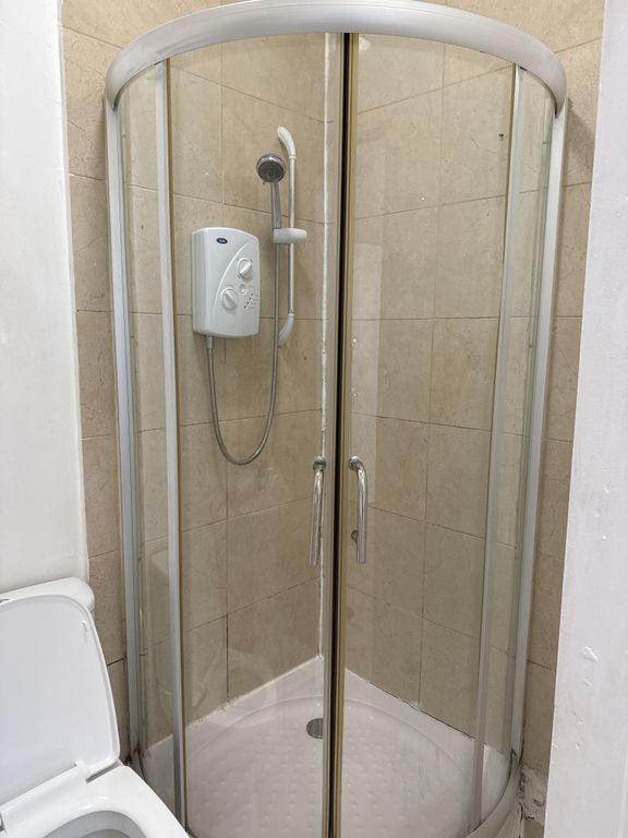 Property photo 3 of 3