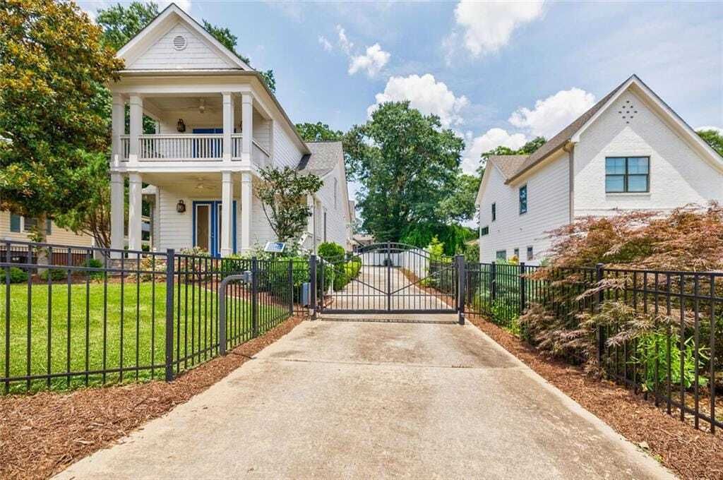 Property photo 1 of 31