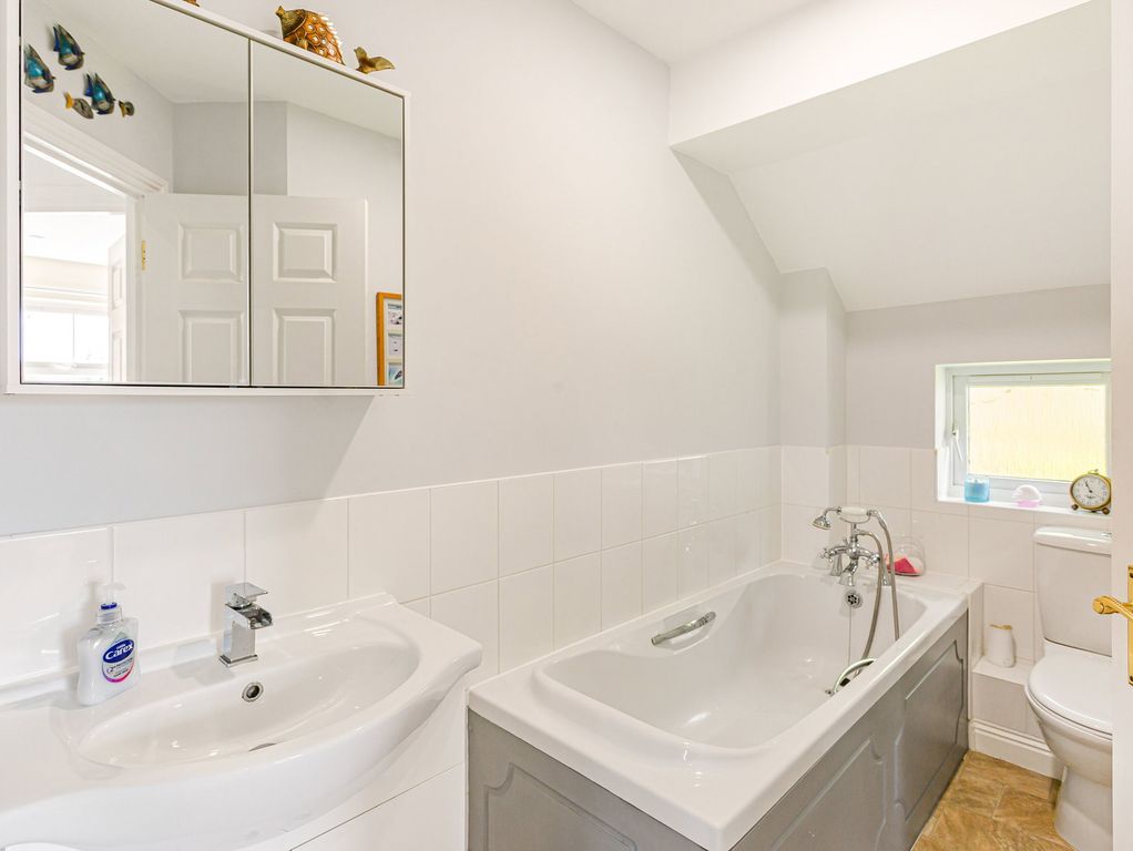 Additional image 20 of 5 bed detached house for saleSpeedwell Close, Bideford EX39