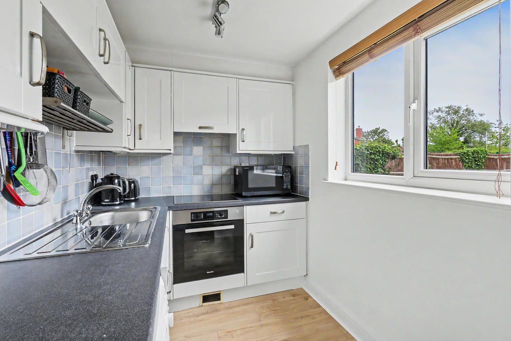 Property photo 2 of 10 Open Plan Kitchen