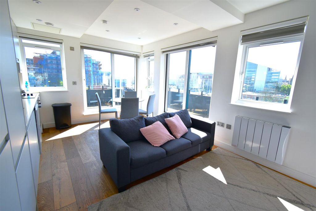 Property photo 1 of 13