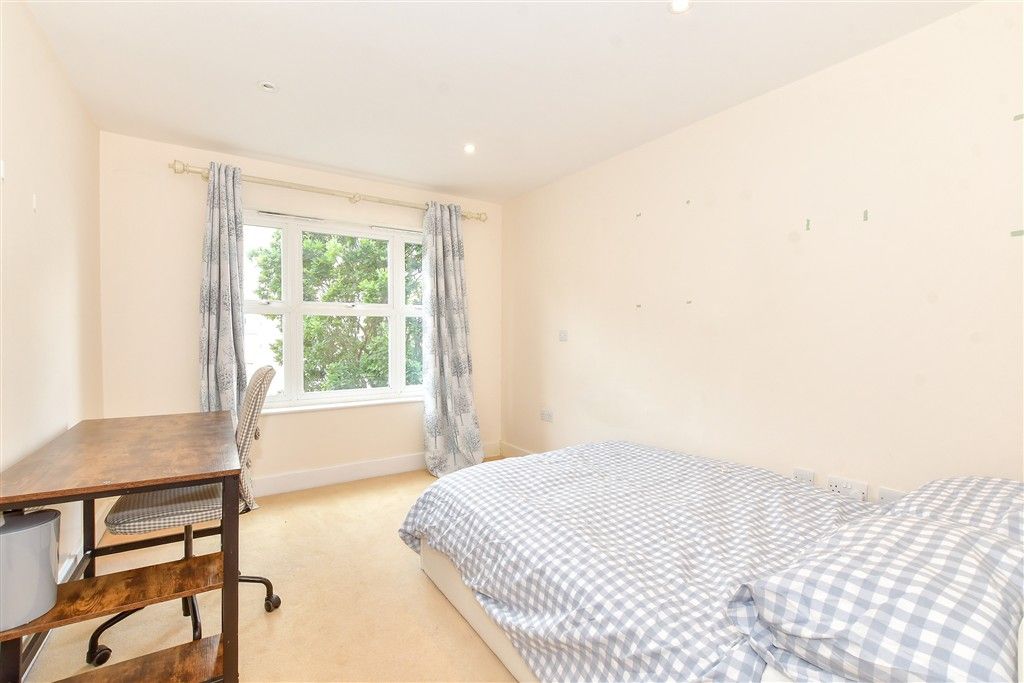 Property photo 3 of 8 Bedroom 1
