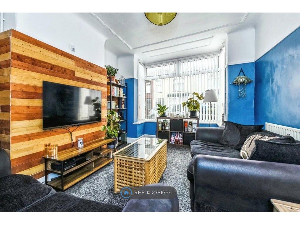 Property photo 3 of 14