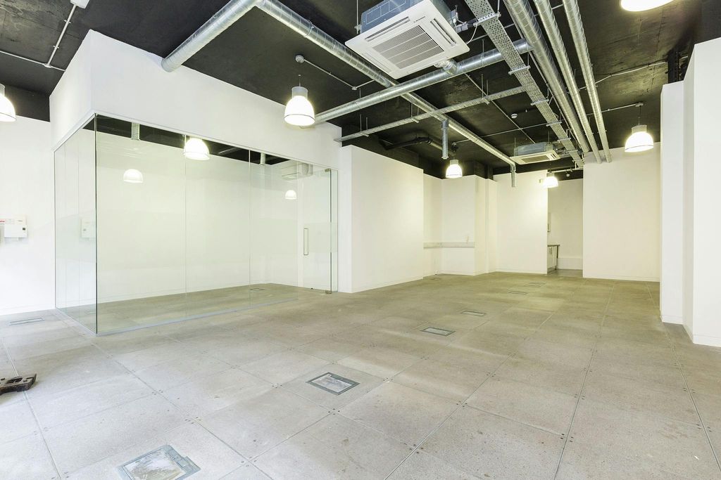 Property photo 1 of 7 Units 25 Studios Holloway   07.Jpg