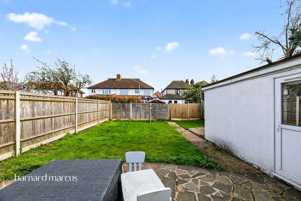 Property photo 3 of 19