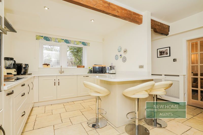 Property photo 2 of 34 Photo 12