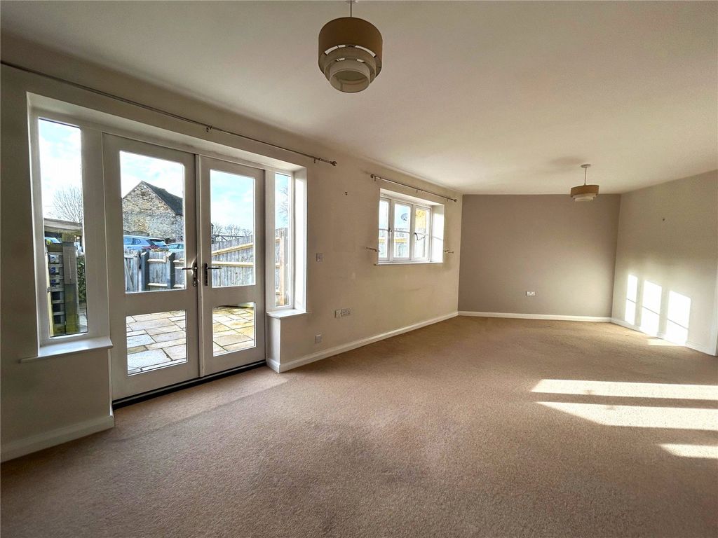 Property photo 3 of 18 Picture No. 64