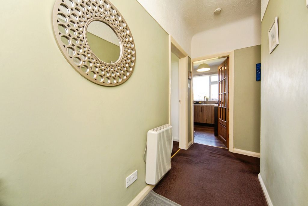 Property photo 3 of 17 Pbox-Img.Jpg