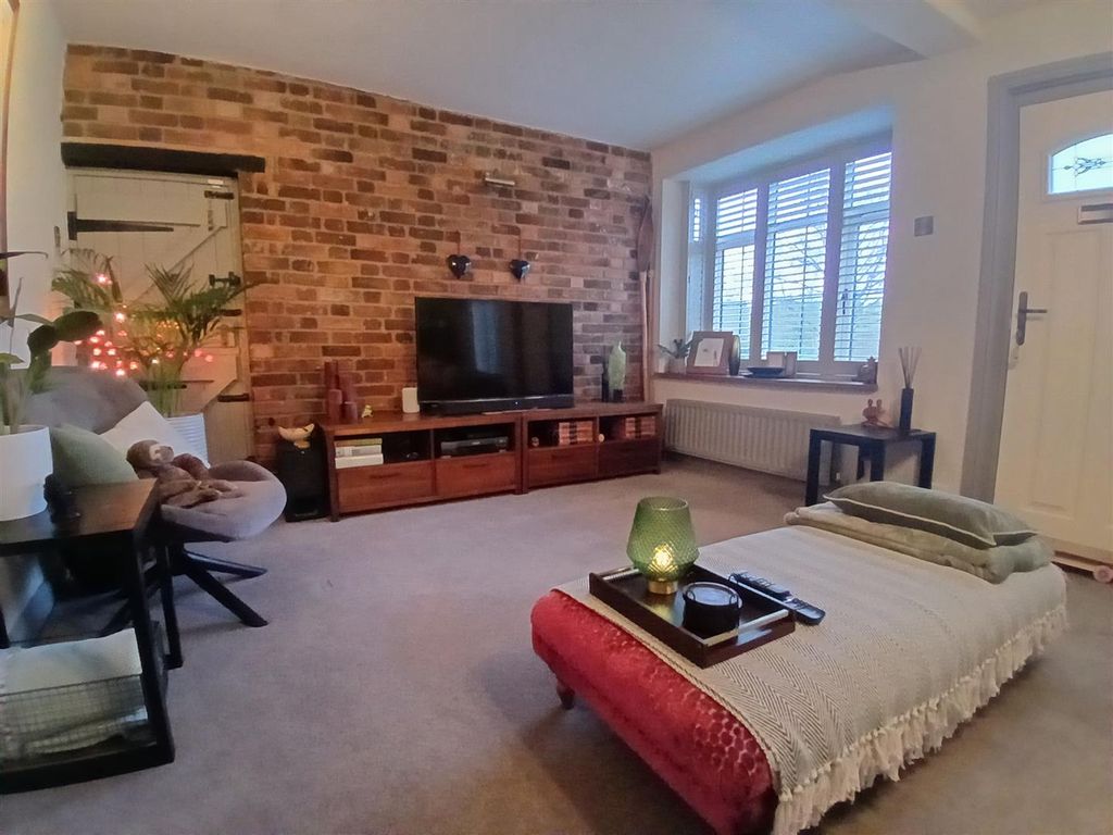 Property photo 3 of 30