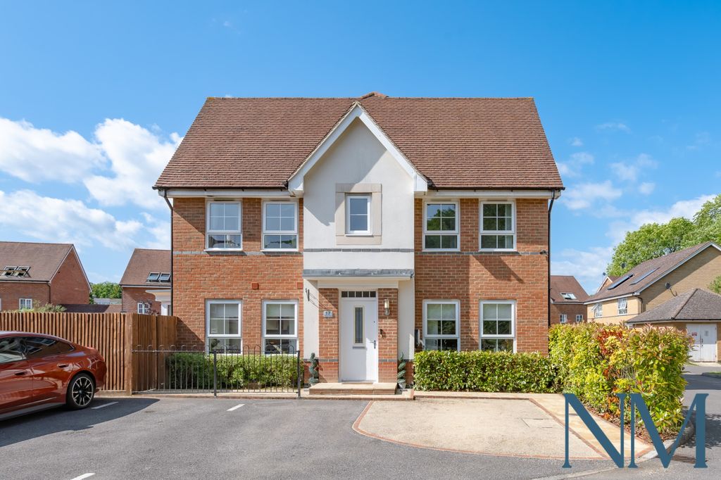 Property photo 1 of 20 3-Bed Semi-Detached House In Furnace Green | En-Suite, Garden &amp; Parking | New Move