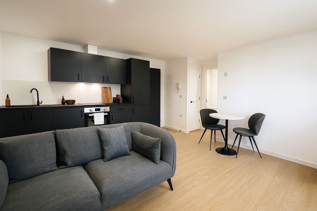 Property photo 2 of 7 2