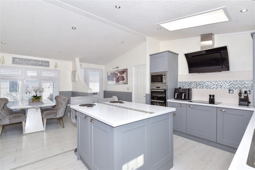 Property photo 3 of 11 Kitchen/ Diner