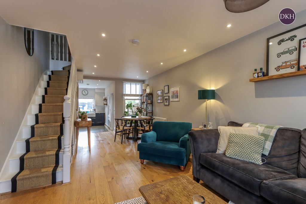 Property photo 2 of 14 Picture No. 19