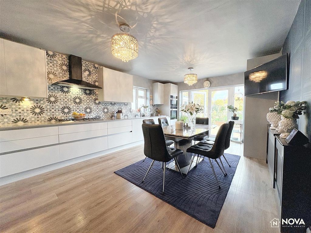 Property photo 2 of 29 Img_4546.Jpg