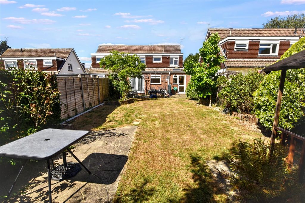 Property photo 2 of 24