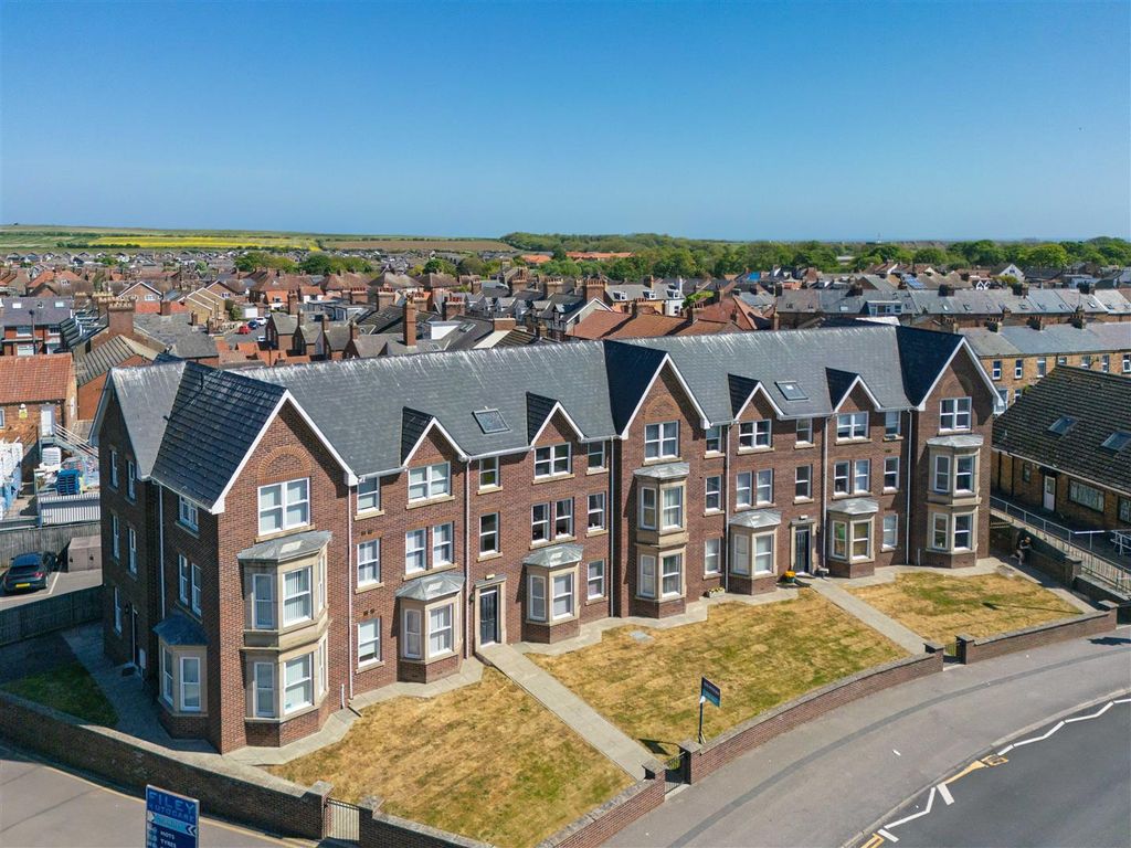 Property photo 1 of 10 Jubilee Court
