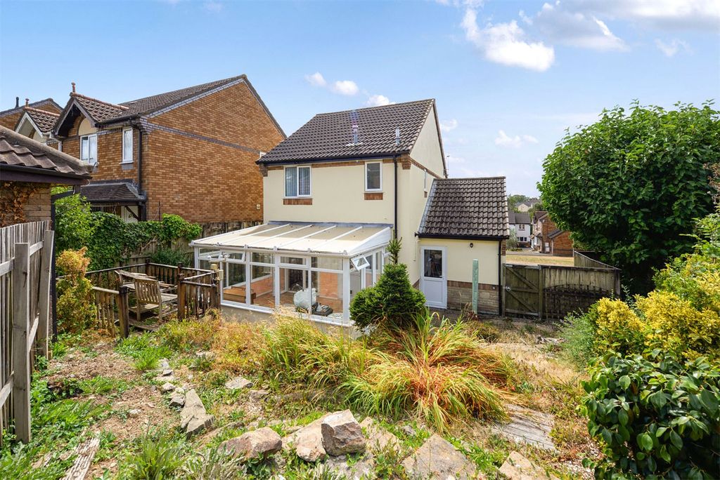 Property photo 2 of 23 Picture No. 26