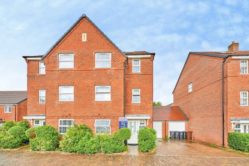 Property photo 1 of 24