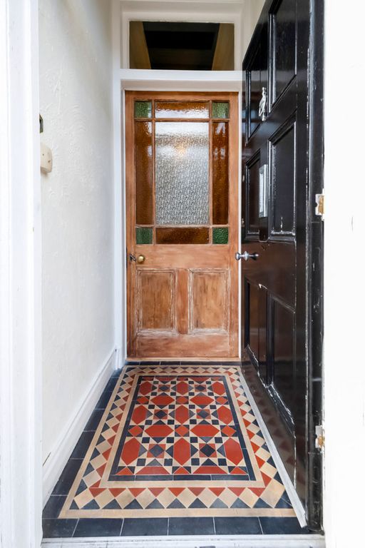 Property photo 3 of 20