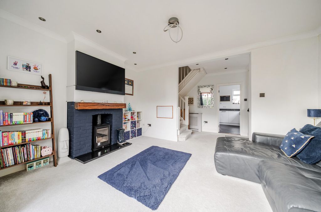 Property photo 3 of 11 1408324-1-6989B9B...