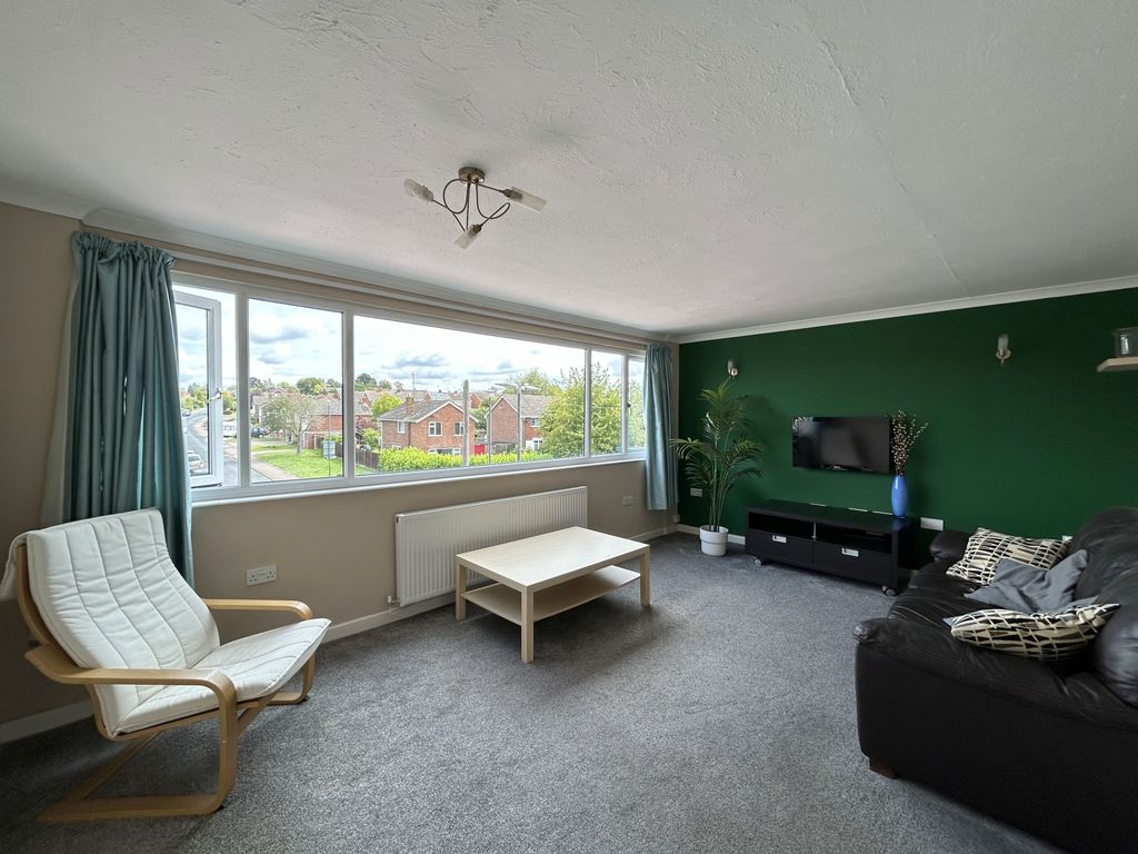 Property photo 3 of 14 Gallery