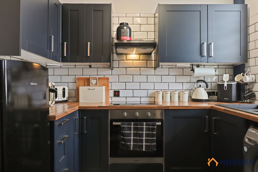 Property photo 3 of 26