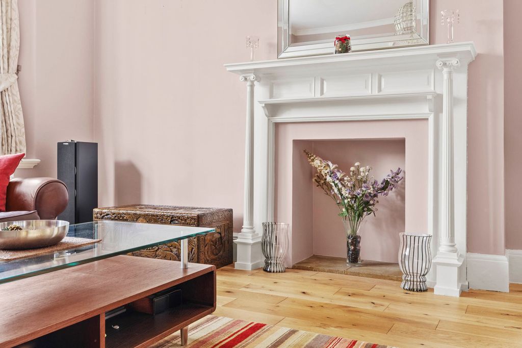 Additional image 7 of 5 bed detached house for saleAmersham Road, High Wycombe HP13