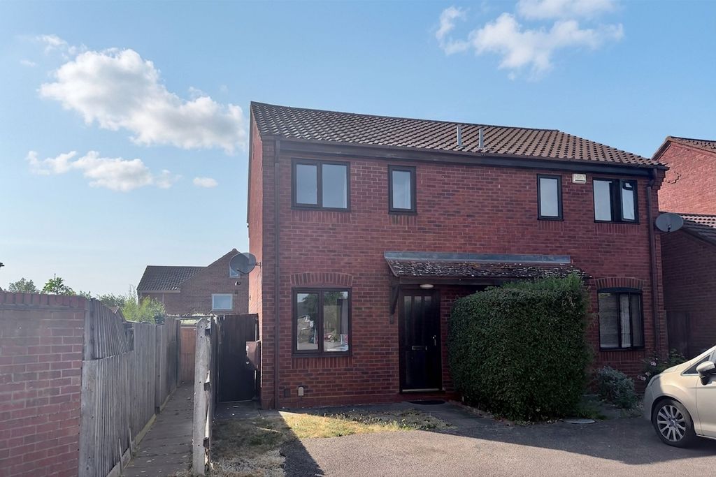 Property photo 1 of 12