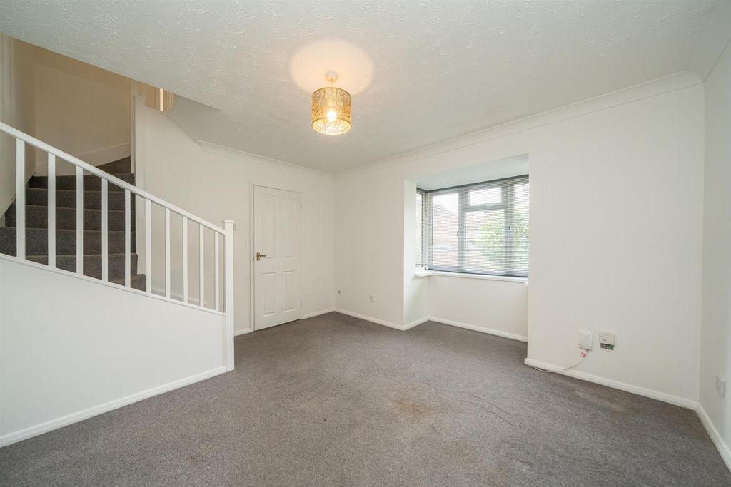 Property photo 3 of 9 16-The-Coltsfoot-1005.Jpg