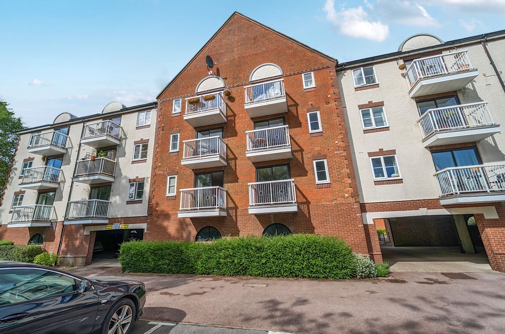 Property photo 1 of 12 1456273-23-6A049A...
