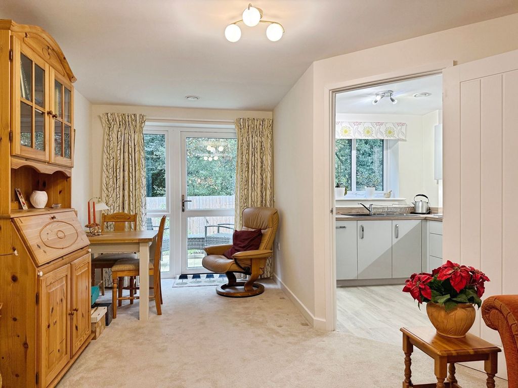 Property photo 2 of 19 Dining Room