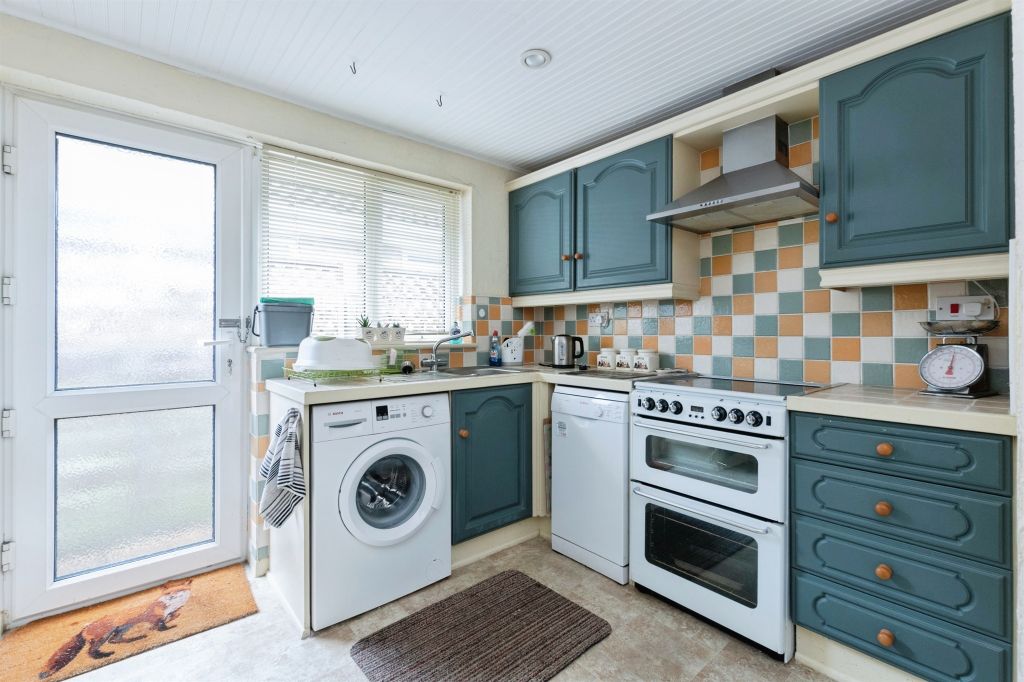Property photo 2 of 14