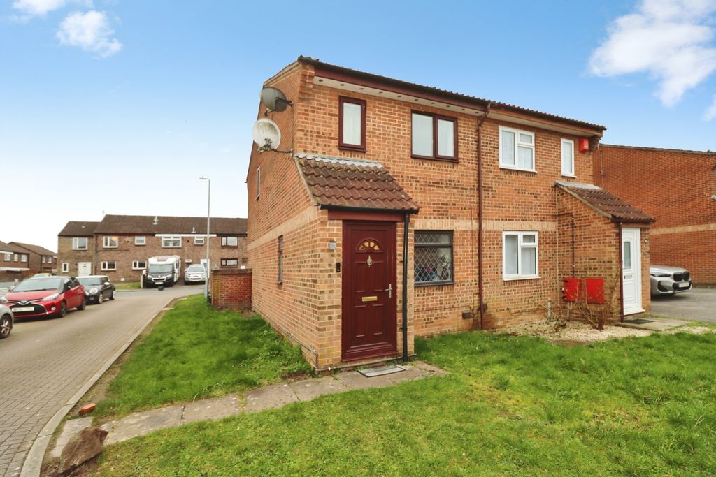 Property photo 1 of 19 Front