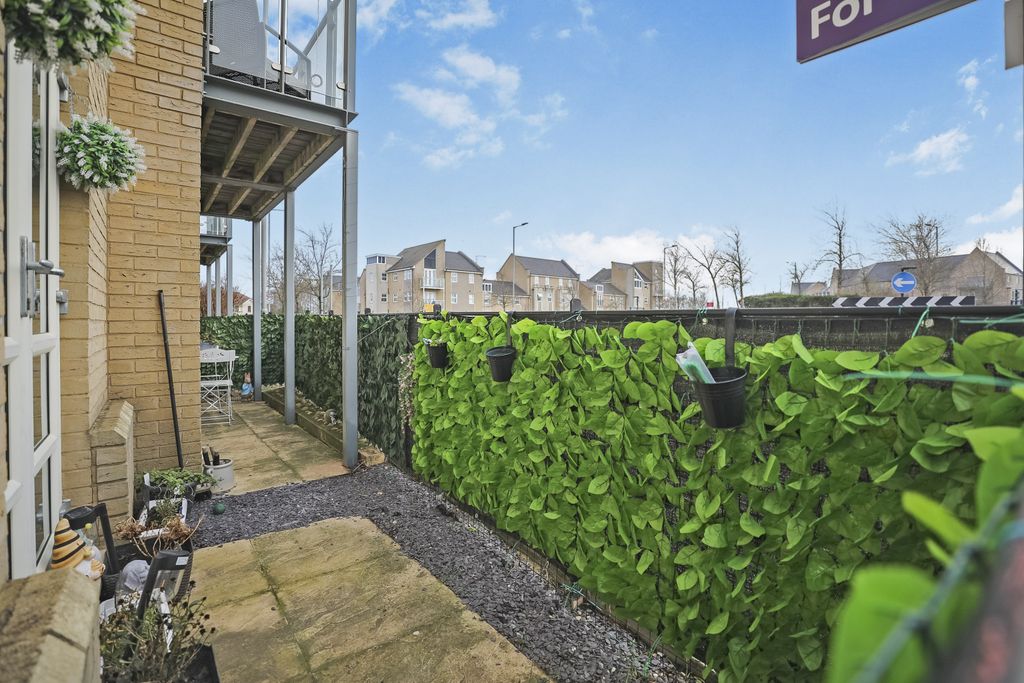 Property photo 3 of 16 Photography