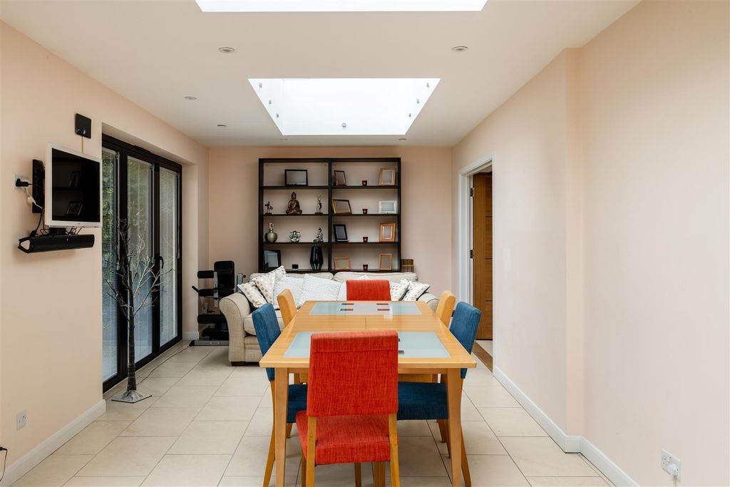 Additional image 8 of 6 bed detached house for saleFurzefield Road, Reigate RH2